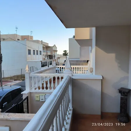 Brisas Apartment *